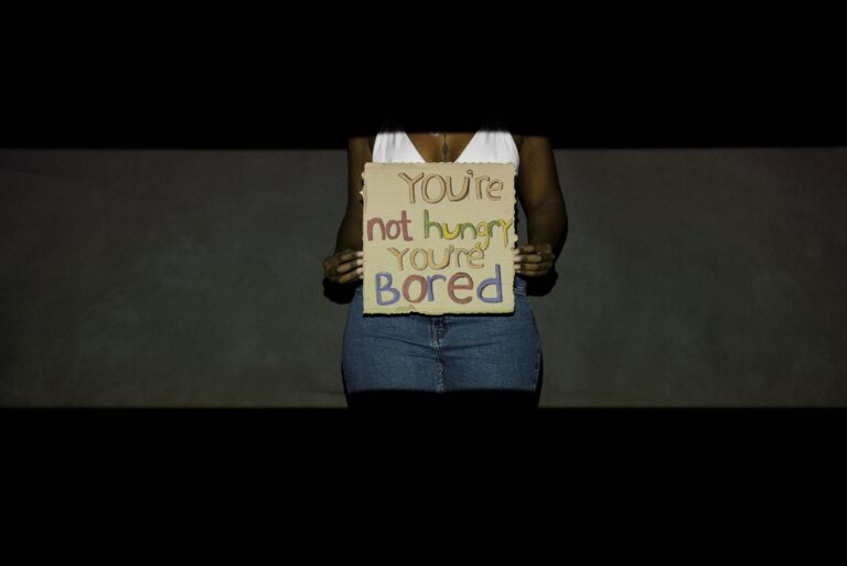 The Art of Mindful Eating: Transforming Your Relationship with Food